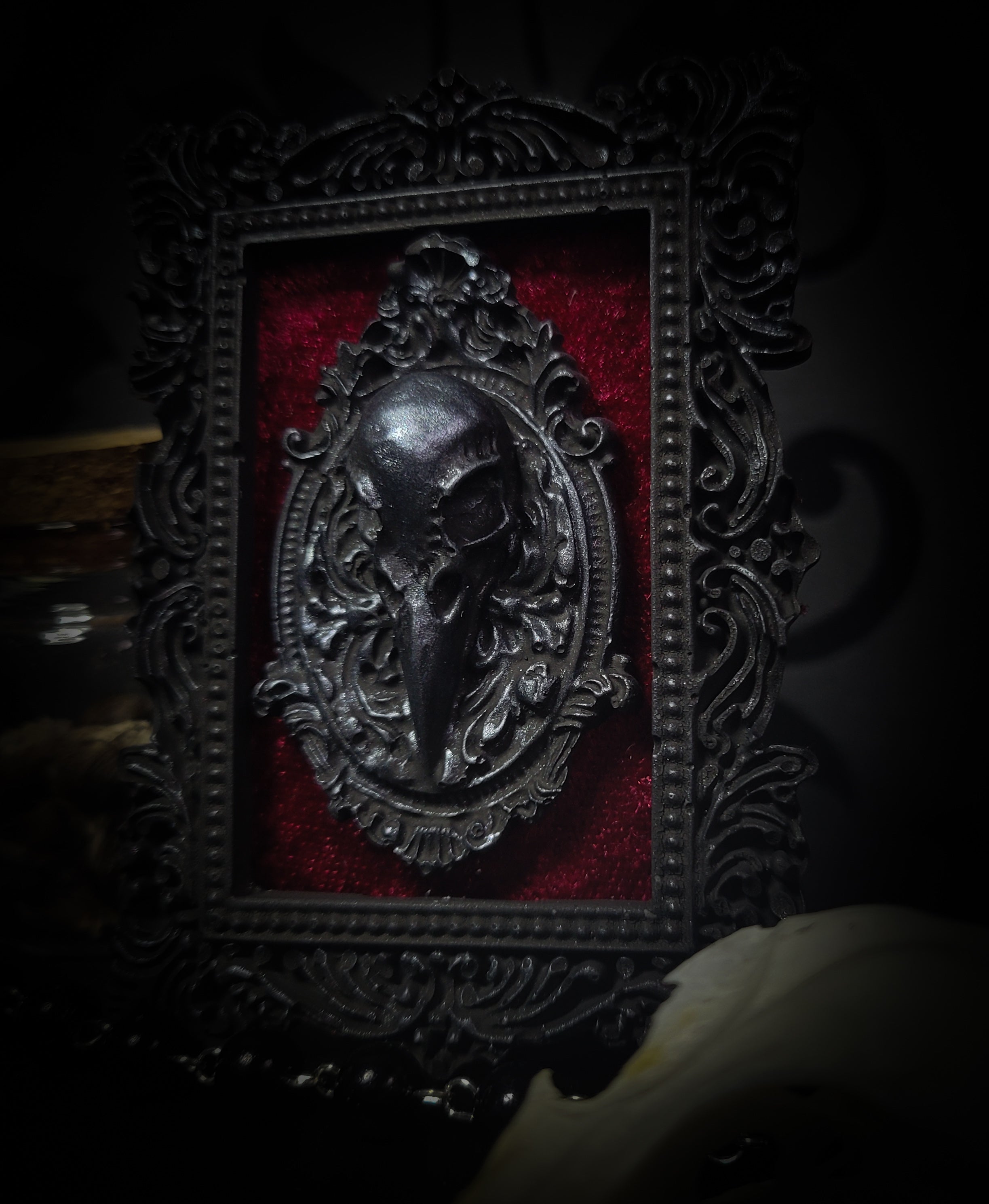 Corvusum Reliquary — handmade gothic shadowbox, made to order. Detailed handcrafted raven in ornate gothic frame on velvet background. Dark macabre wall and altar decor, 10x7.5cm.