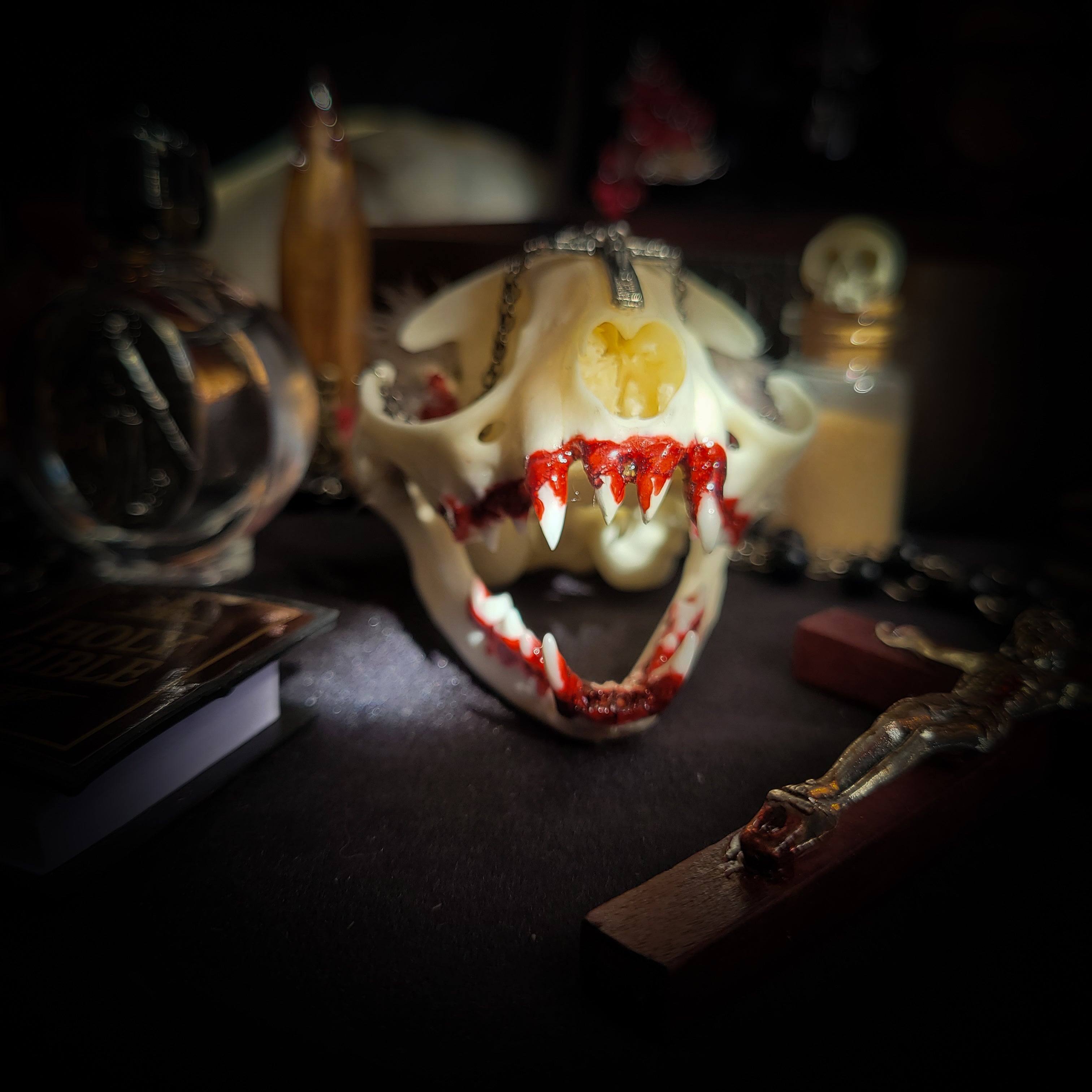 Vampire Hunter Kit — handmade gothic relic box, made to order. Hand-painted ornamented wooden suitcase with vampire stake, hammer, holy water, rosaries, crucifix, glass vials, miniature Bible and crimson velvet lining. Dark collectible decor, 23x17x9.5cm.