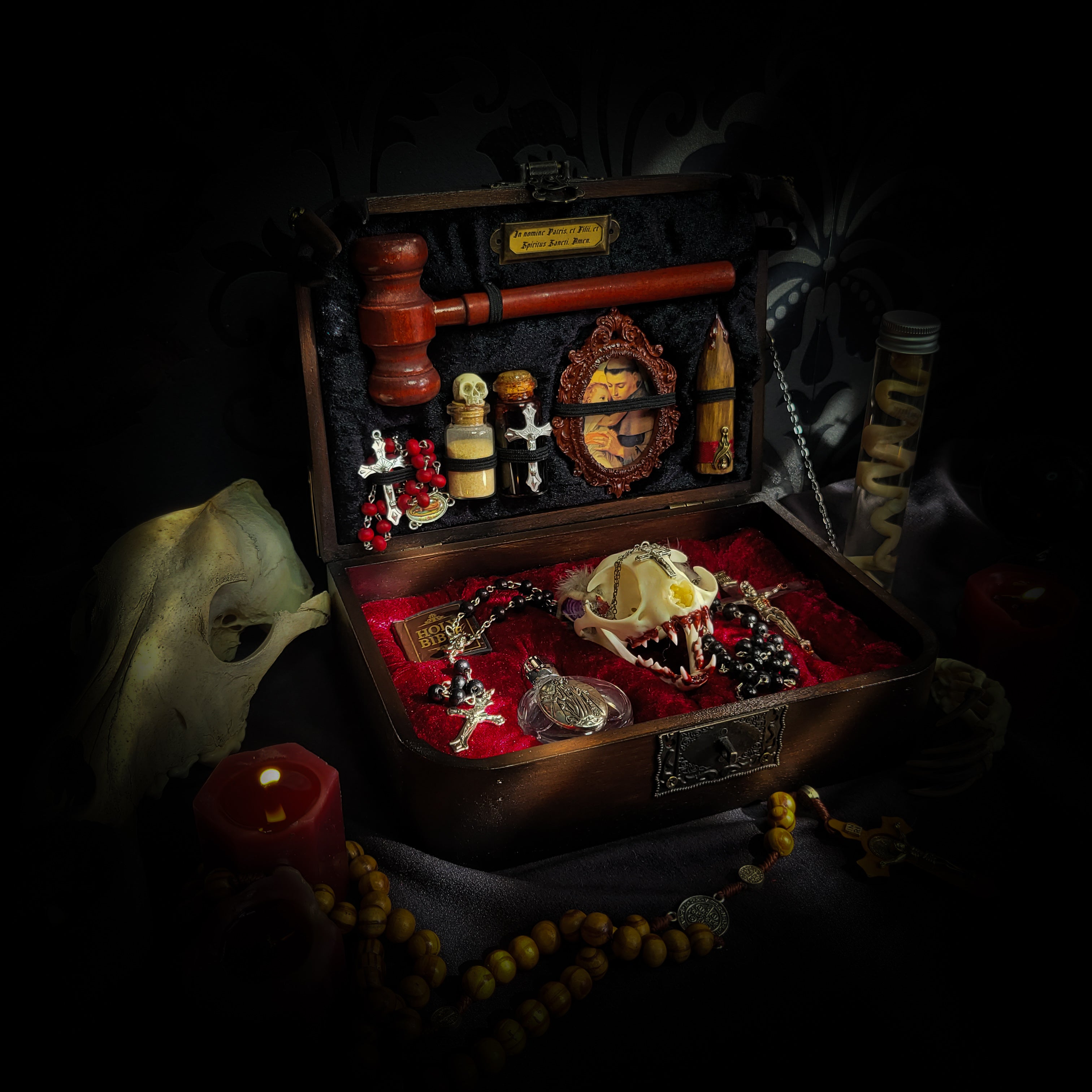 Vampire Hunter Kit — handmade gothic relic box, made to order. Hand-painted ornamented wooden suitcase with vampire stake, hammer, holy water, rosaries, crucifix, glass vials, miniature Bible and crimson velvet lining. Dark collectible decor, 23x17x9.5cm.