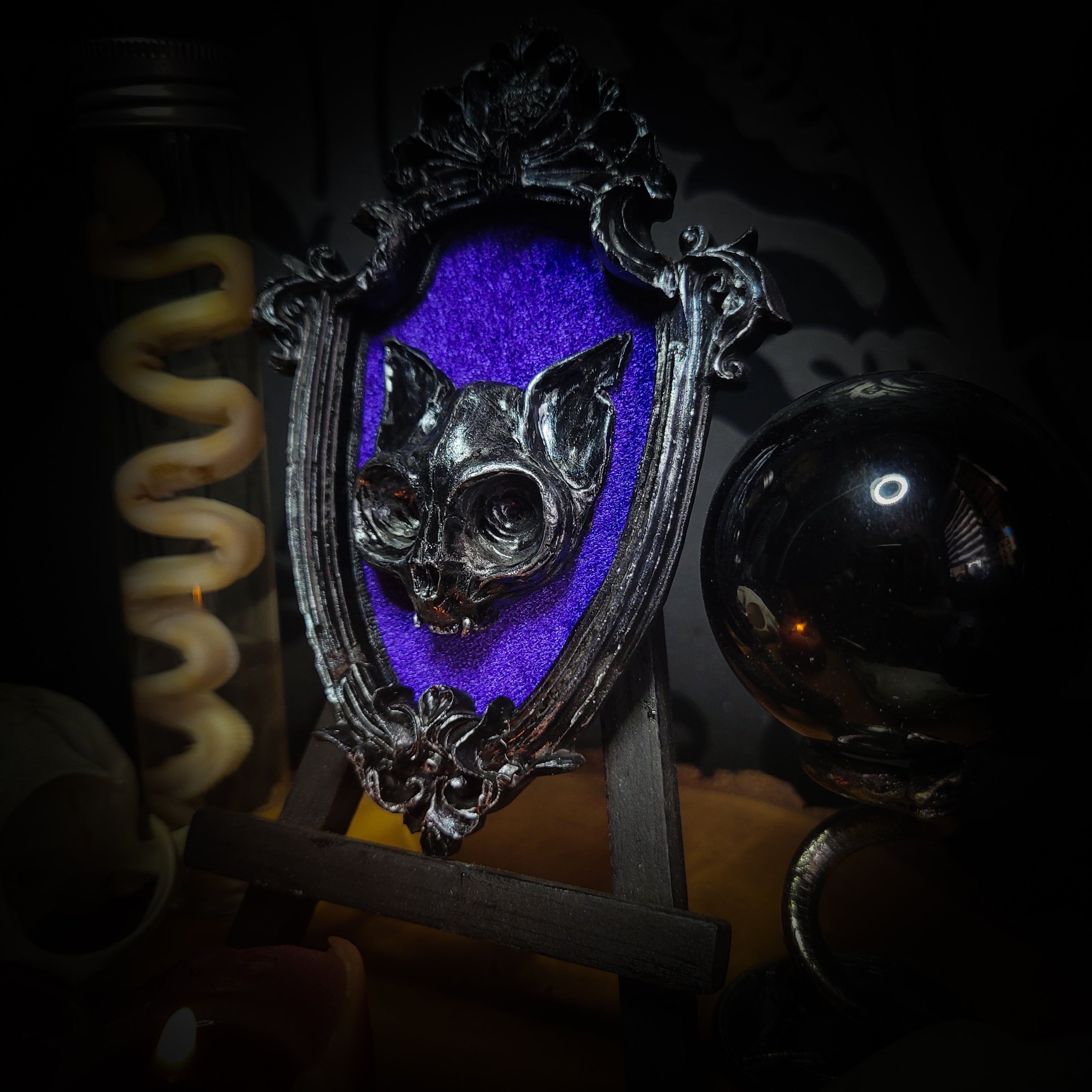Handmade gothic shadowbox — hand-cast cat skull on velvet, ornate baroque frame, vampiric design, made to order, 8x12cm