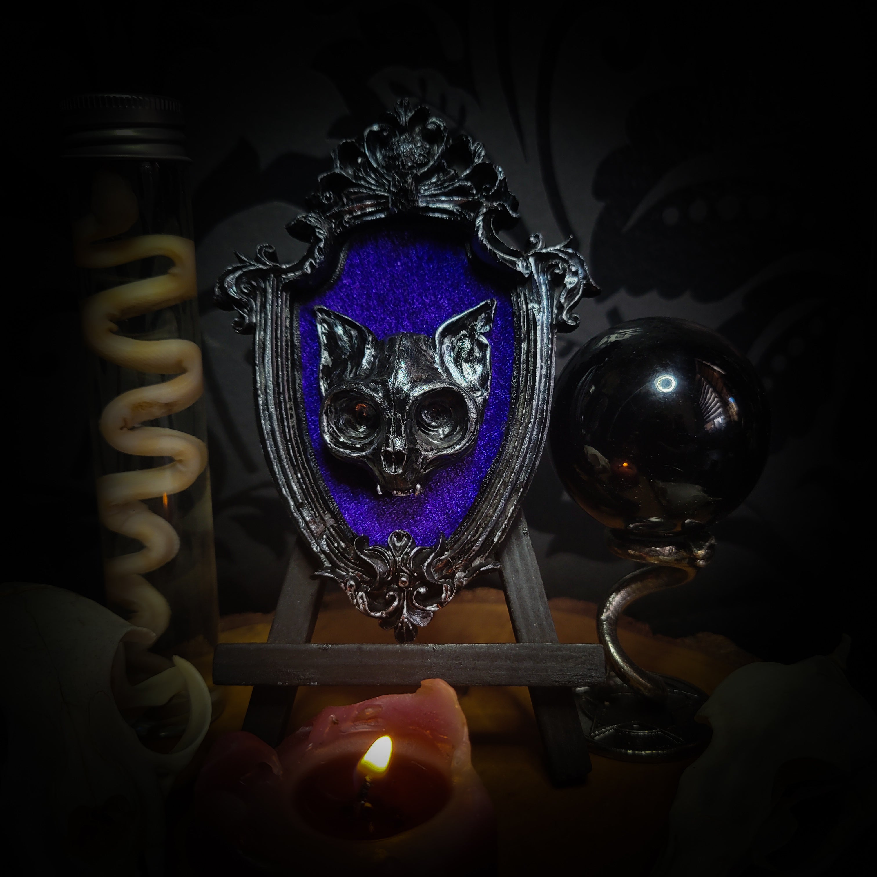 Handmade gothic shadowbox — hand-cast cat skull on velvet, ornate baroque frame, vampiric design, made to order, 8x12cm