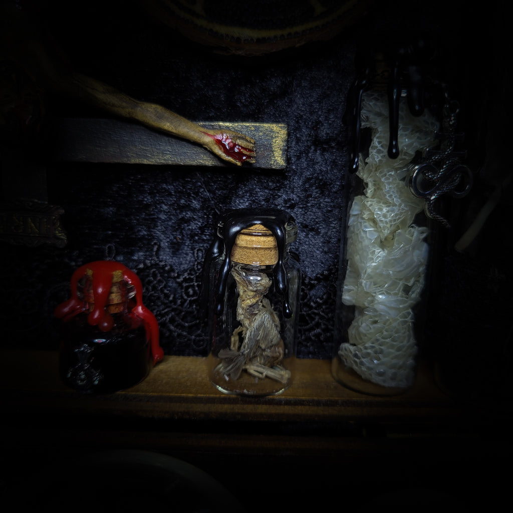 Occult Ritual casket — handmade gothic ritual casket, made to order. Fully custom devotional box with skulls, bones, crystals, sigils and symbolic elements, designed as a ceremonial altar object. Dark occult commission by Morbid Oddities.