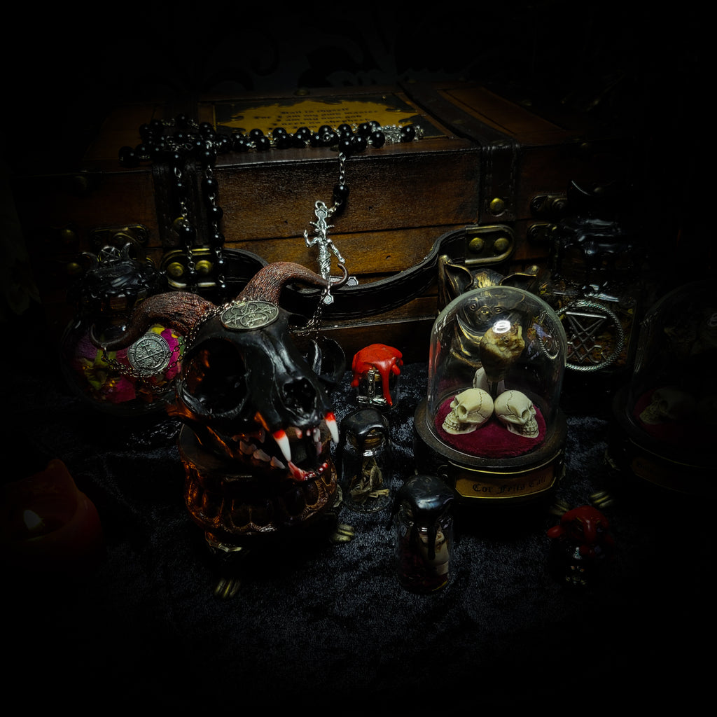 Occult Ritual casket — handmade gothic ritual casket, made to order. Fully custom devotional box with skulls, bones, crystals, sigils and symbolic elements, designed as a ceremonial altar object. Dark occult commission by Morbid Oddities.