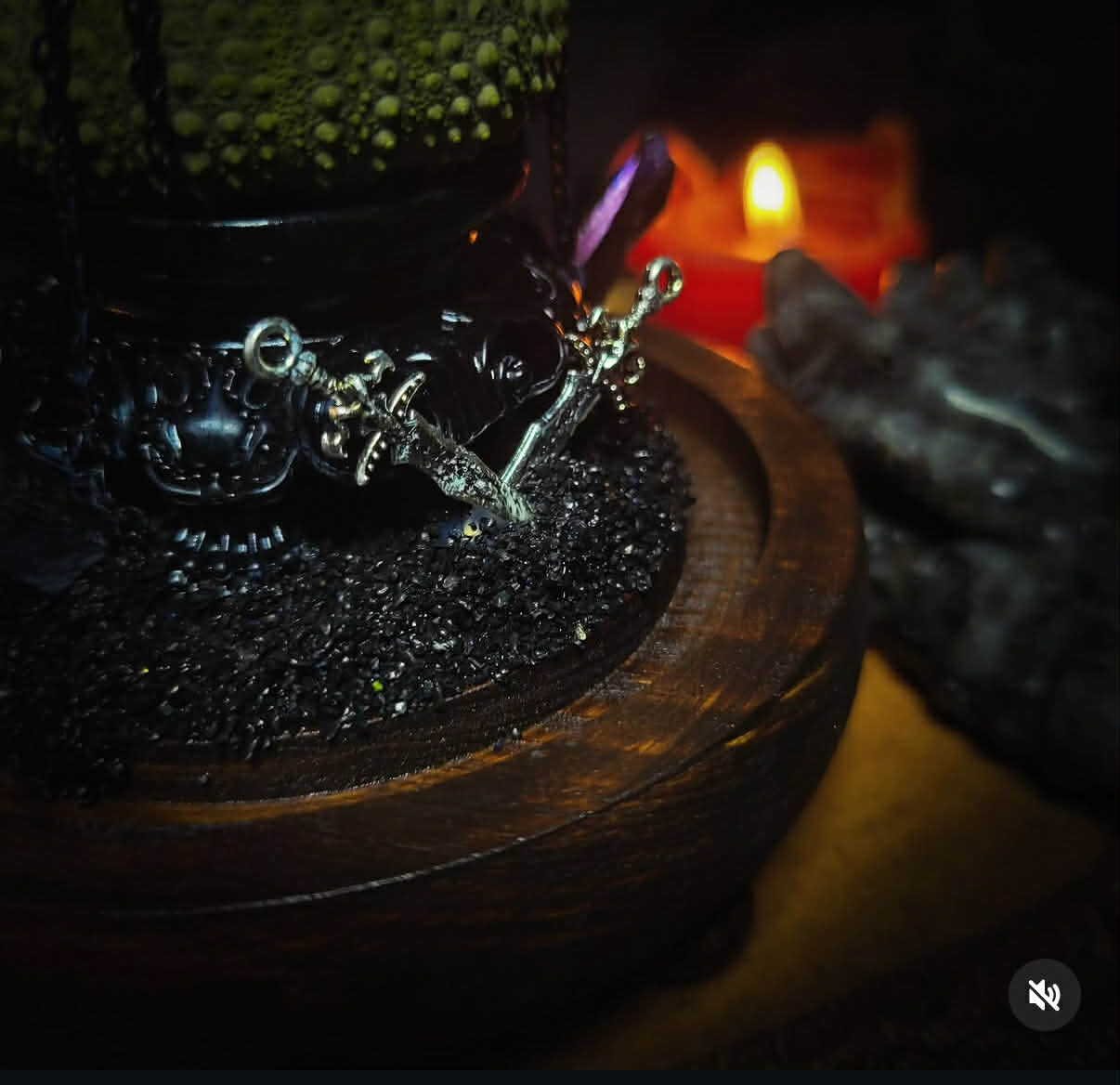 Siggurat | Occult — handmade gothic altar piece with ziggurat-inspired centerpiece, real bone elements, sea urchin skeleton, decorative crystals and chains under glass dome on hand-painted wooden base, 10x10cm